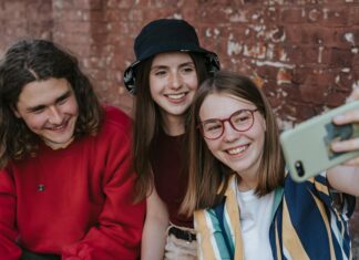 Snapchat Dinamik Reklam Nedir? Pazarlamada Devrim Yaratıyor!